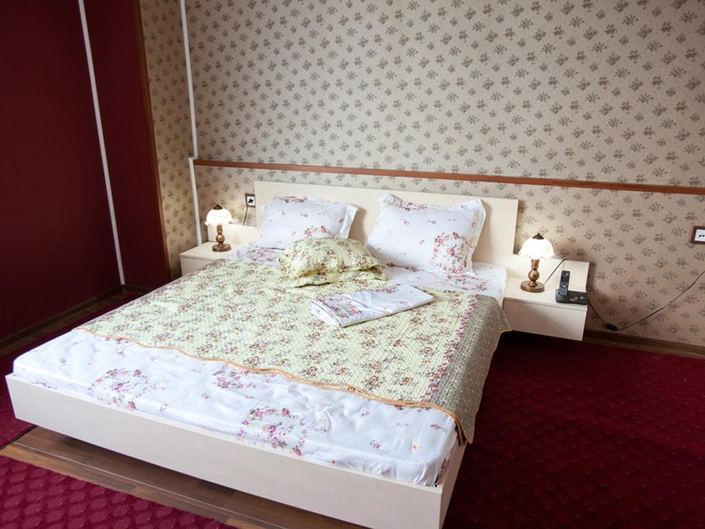 Hotel La Gil Bukareszt Pokój zdjęcie