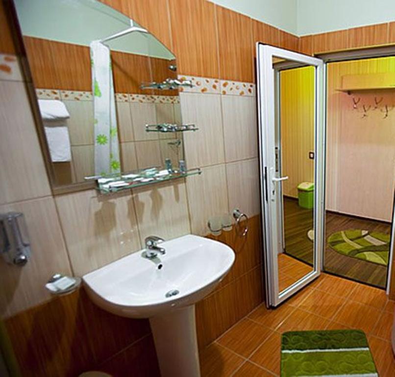 Hotel La Gil Bukareszt Zewnętrze zdjęcie